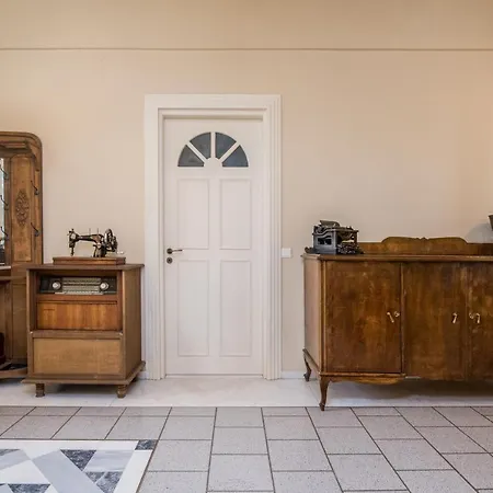 Cornelia's Garden Historic At Chania Center Feriehus